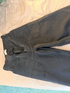 Everlane Way-High Gardener Cropped Jeans Washed Grey |  Size 25